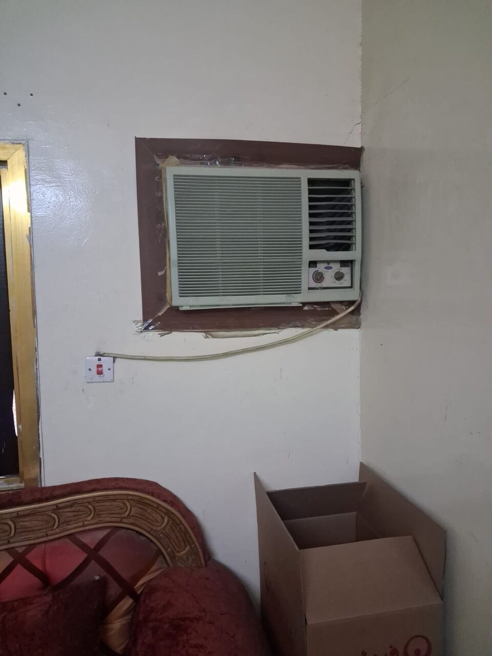 Hara, Furniture, SAR 1000,  Sofa Sets, Window AC, Small Tables, Dressing Tables Etc.