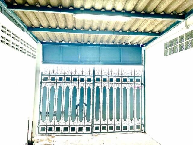 Bangkok, Villas, THB 9999,  12 Sq. Feet,  วัดลาดพร้าว 380ม. MRT โชคชัย 4  ลาดพร้าว71 โกดั