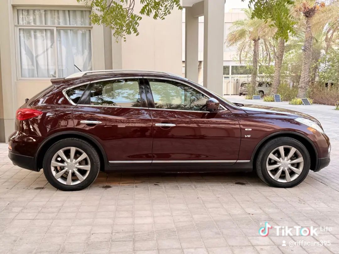 Manama, Vehicles, Cars & Trucks , BHD 2250,  Infiniti EX,  2012,  Automatic,  73000 KM,  35 Year- Engine-3.5L