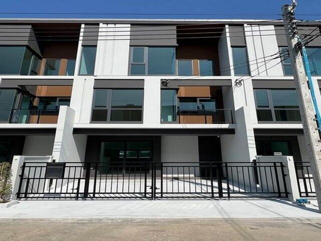 Bangkok, Villas, THB 30000,  1 Sq. Feet,  ให้เช่าทาวน์โฮม โครงการบ้านกลางเม