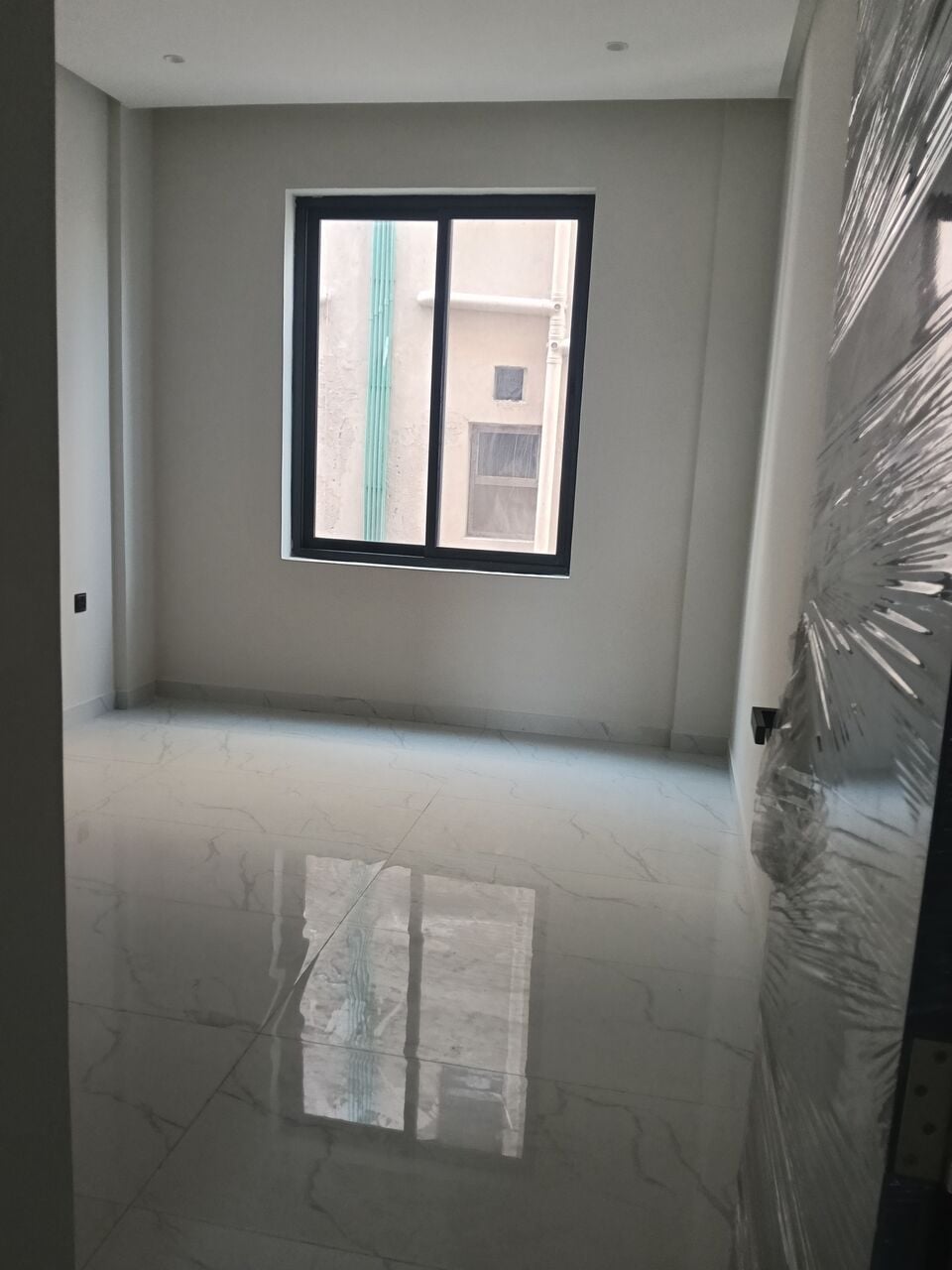 Segaya, Apartments, Flats, Houses & Villas, BHD 310/month,  3 BR,  3 Bedroom Unfurnished Flat For Rent Without Ewa