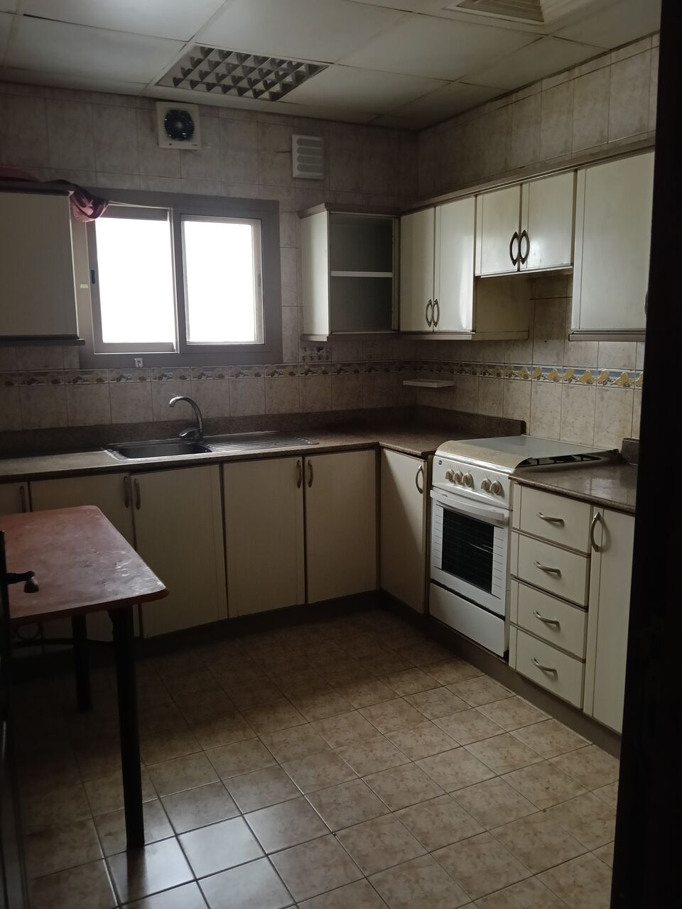 Hoora, Apartments, Flats, Houses & Villas, BHD 200/month,  2 BR,  2 Bedroom Furnished Flat For Rent Without Ewa