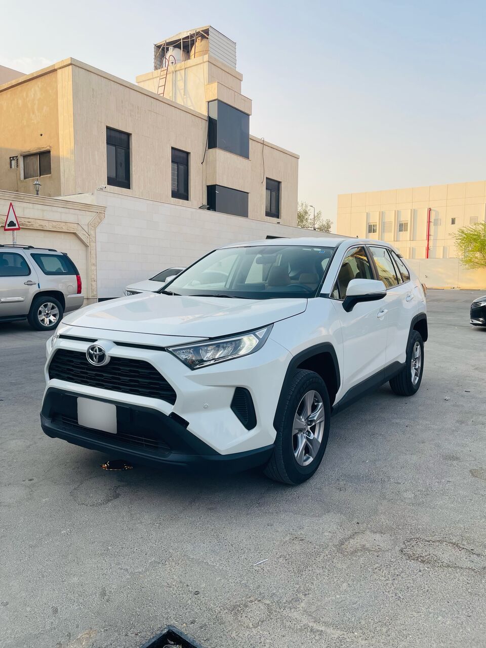 Al Rawdah, Vehicles, Cars & Trucks , SAR 91000,  Toyota Rav4,  2024,  Automatic,  44500 KM,    Model , Single Owner.