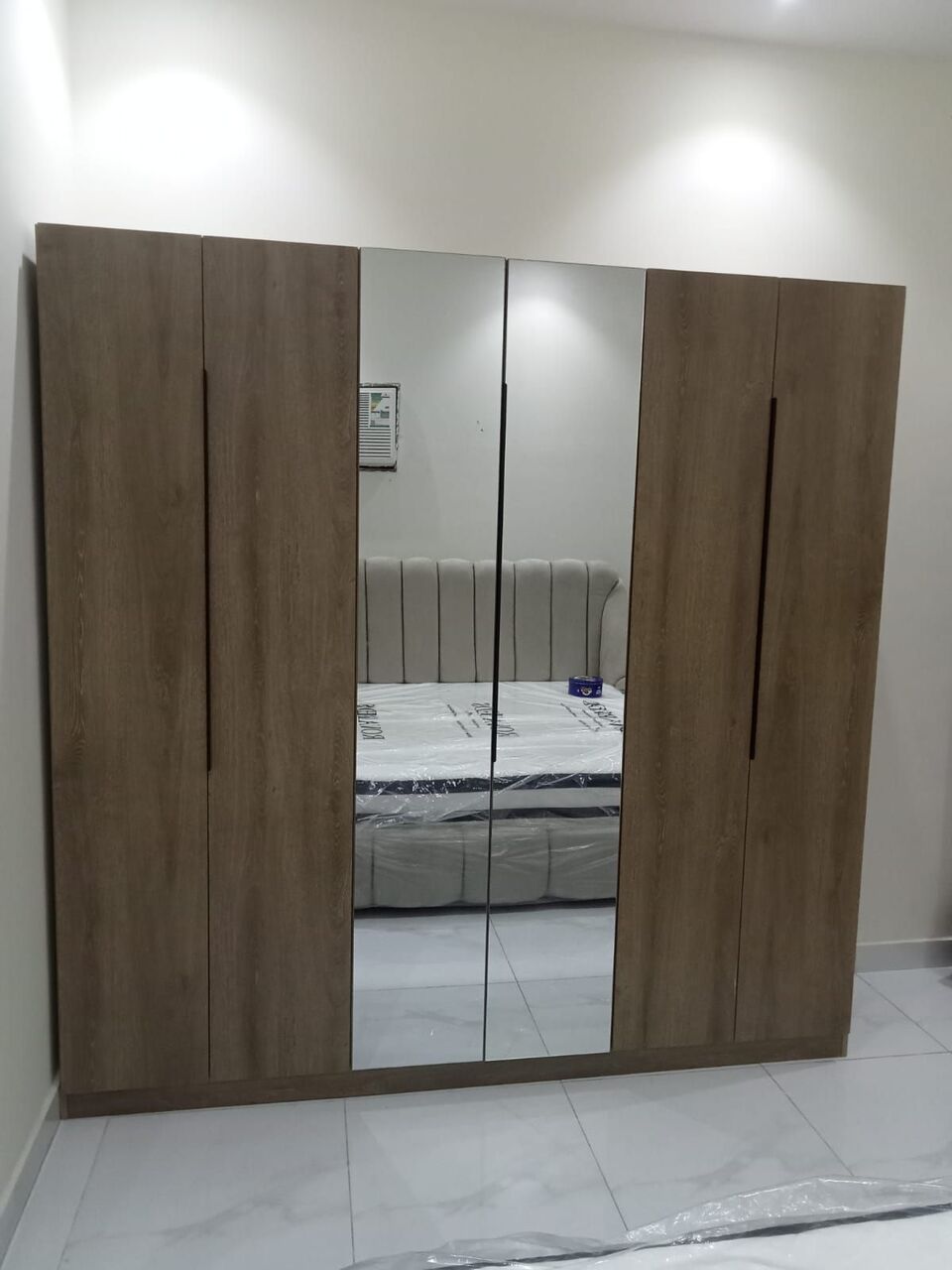 Jeddah, Furniture, SAR 1,  New Complete Bedroom Set For Sale