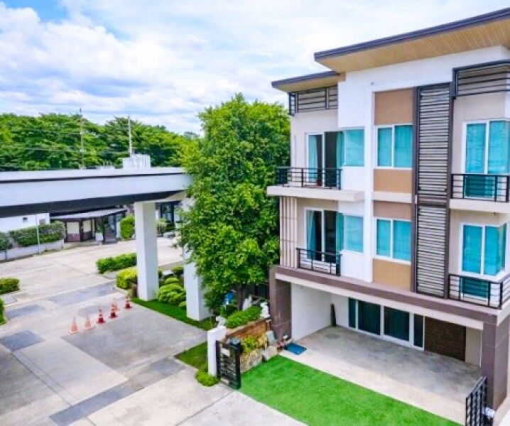 Bangkok, Villas, THB 19999,  21 Sq. Feet,  ลดค่าเช่า 30% 3ปีมีครั้ง แยกมิสทีน 500 ม. MRT รา