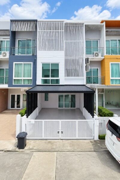 Bangkok, Villas, THB 22999,  24 Sq. Feet,  รามอินทรา 70-76 ทาวน์โฮม 3 ชั้นสไตล์โมเดิ