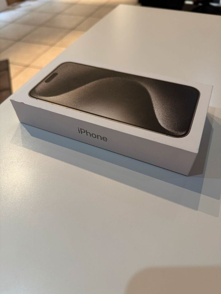 Jeddah, Mobile Phones, SAR 2800,  Iphone 15 Pro Max 256GB Natural Titanium