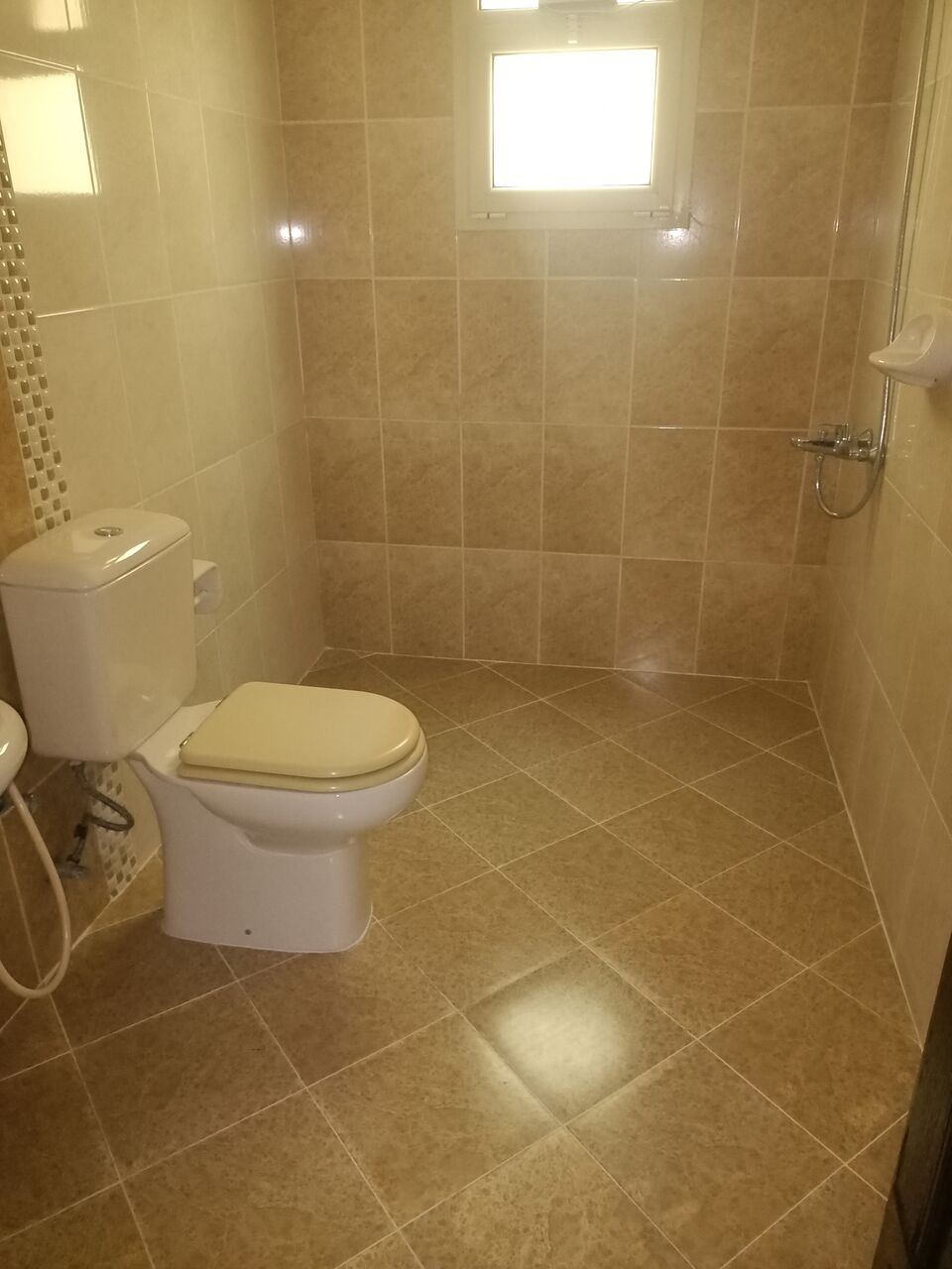 Gudaibiya, Apartments, Flats, Houses & Villas, BHD 220/month,  2 BR,  Semi Furnished 2 Bedroom Spacious Family Flat For Rent In Gudaibiya With Balcony