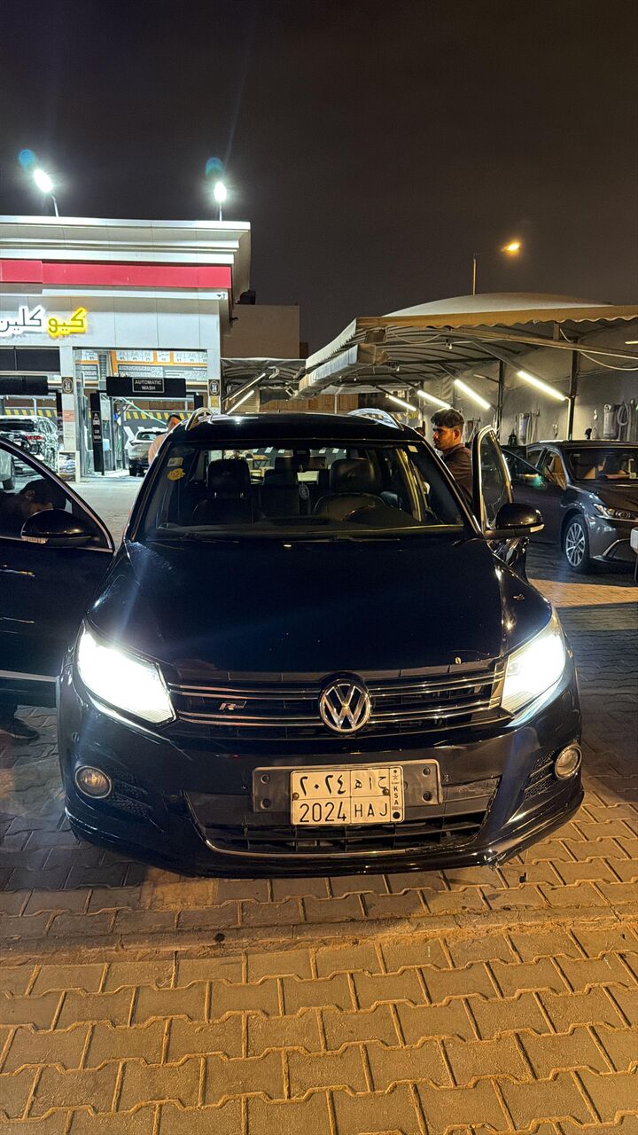 Riyadh, Vehicles, Cars & Trucks , SAR 22,  🚗 VOLKSWAGEN TIGUAN 2013,  2013,  Automatic,  172 KM,   ⚙️  Transmission ⛽ Petrol 📍 Mileage: 171,000 Km