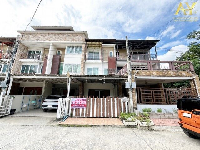 Bangkok, Real Estate For Sale, THB 7500000,  6 BR,  30 Sq. Feet,  Large Townhome, Best Location In Ladprao 112, Fully Renovated, Baan Bodin Exclusive.