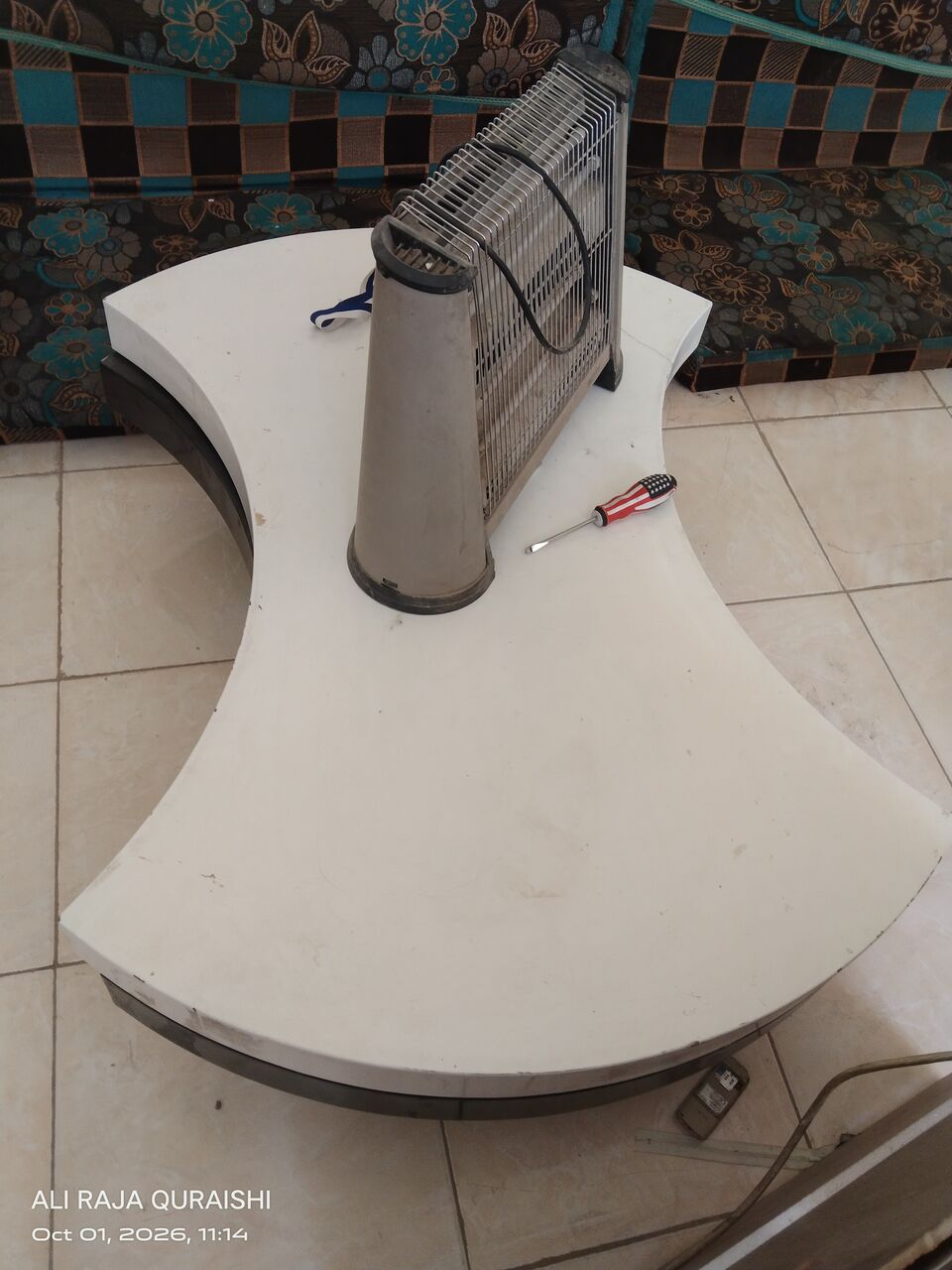 Al Malaz, Household Items, SAR 650,  Sell Motrise Swing Machine , Bed , Majlis, Center Table