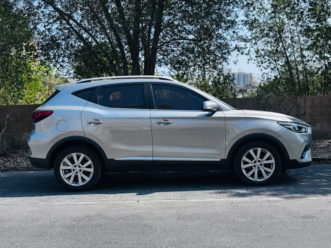 Manama, Vehicles, Cars & Trucks , BHD 3650,  MG ZS,  2022,  Automatic,  78000 KM,    MODEL WITH SINGLE OWNER AND WELL-MAINTAINED CONDITION CAR CONDITION