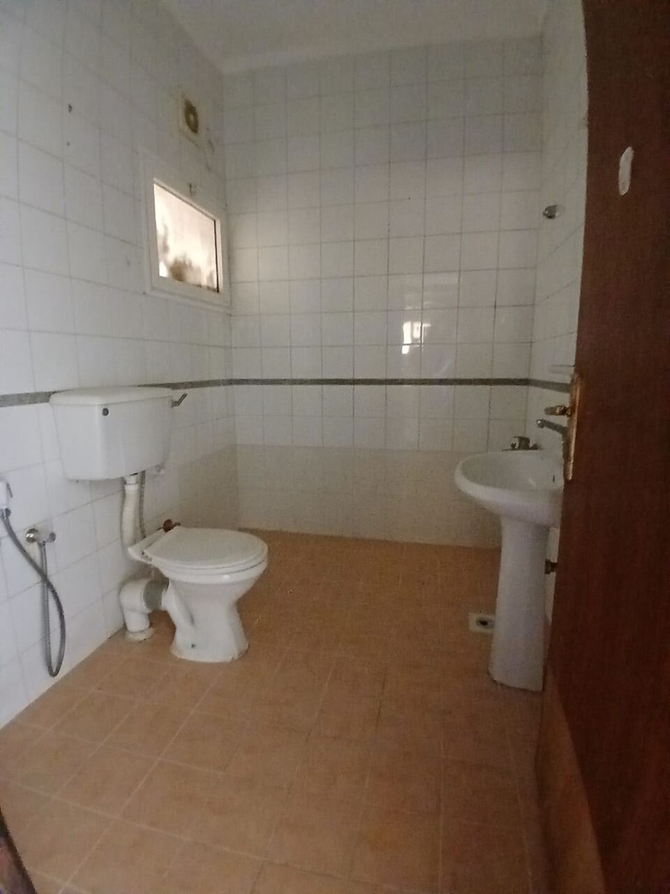 Hoora, Apartments, Flats, Houses & Villas, BHD 180/month,  2 BR,  Unfurnished Flat Available In Hoora Without EWA (Hoora 01)