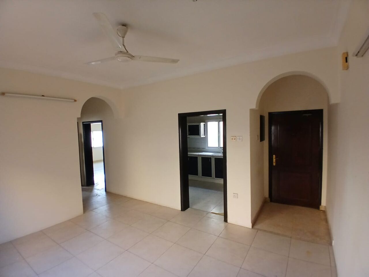 Hoora, Apartments, Flats, Houses & Villas, BHD 180/month,  2 BR,  Unfurnished Flat Available In Hoora (Hoora 02)