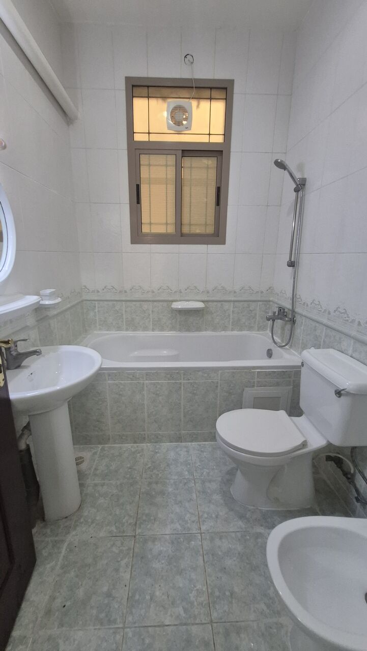Mahooz, Apartments, Flats, Houses & Villas, BHD 450/month,  Furnished,  3 BR,  187 Sq. Meter,  Flat For Rent 3 Bhk
