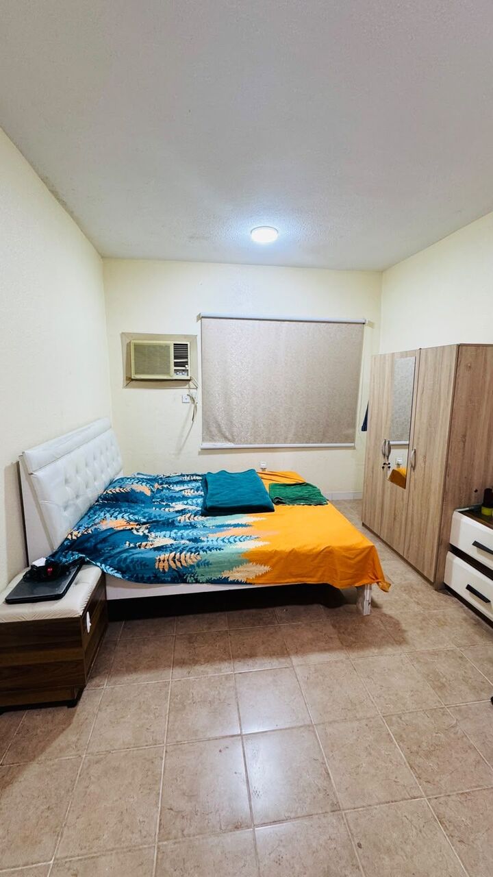Jubail, Rooms for Rent, SAR 950/month,  Furnished,  1 FULLY FURNISHED ROOM AVAILABLE FOR SINGLE PERSON IN FAMILY FLAT