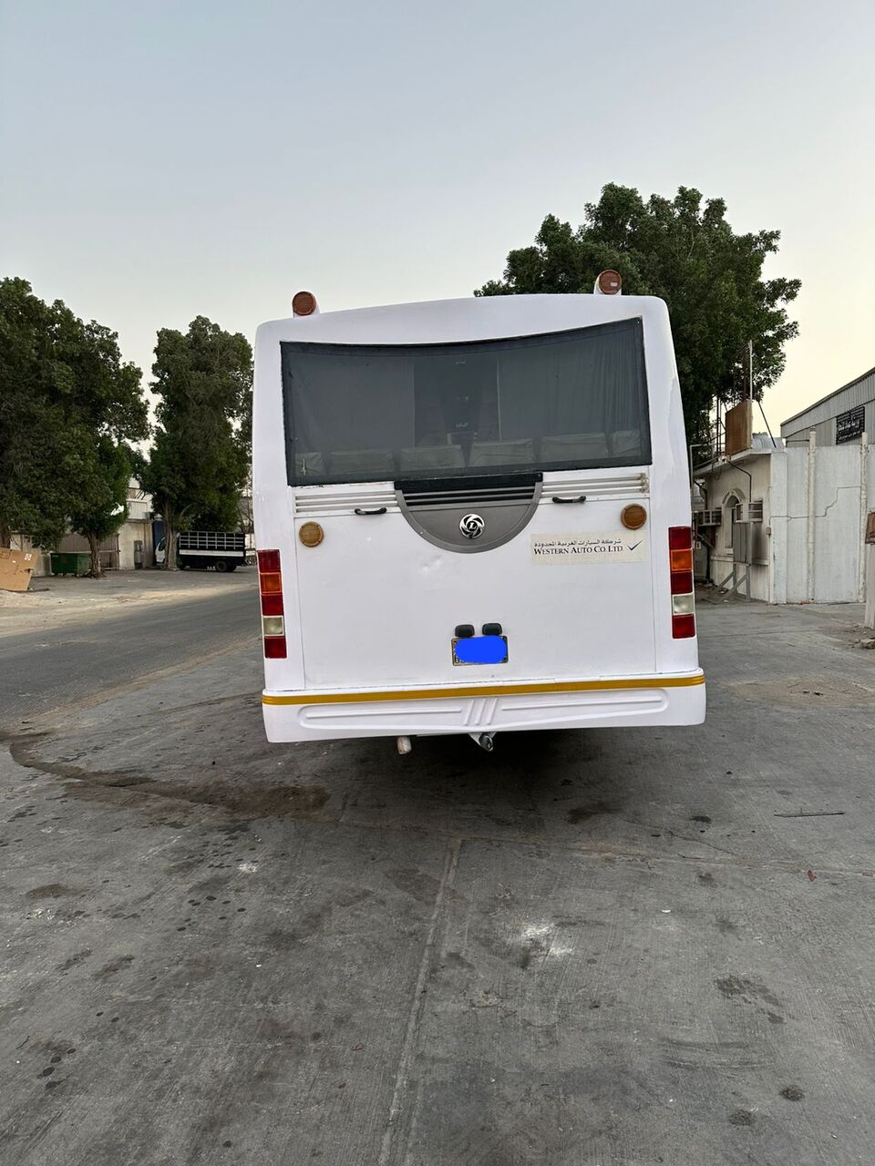 Thuqbah, Vehicles, Cars & Trucks , SAR 1,  ASHOK LEYLAND BUS,  2013,  Manual,  600 KM,