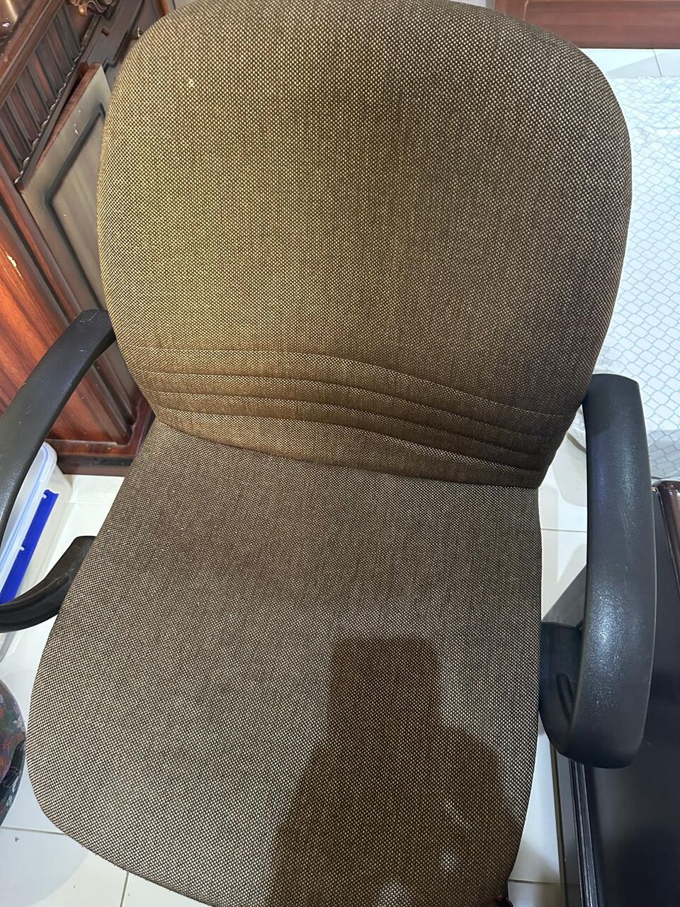 Salmaniya, Furniture, BHD 50,  Dining Table