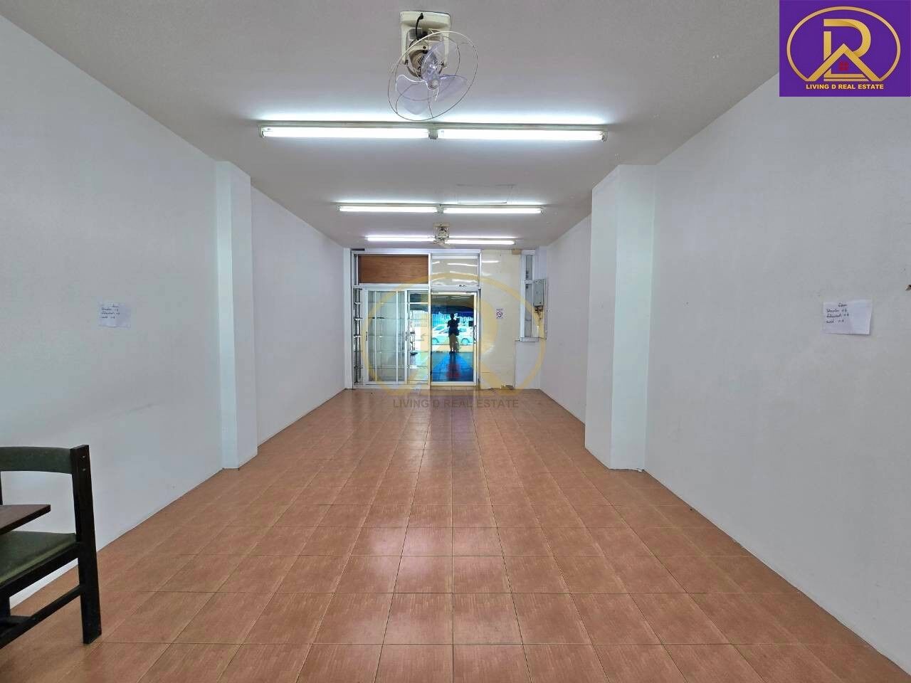 Bangkok, Real Estate For Sale, THB 3990000,  4 BR,  20 Sq. Feet,  ขายถูกอาคารพาณิชย์ ติดถนนบ้านสวน 9