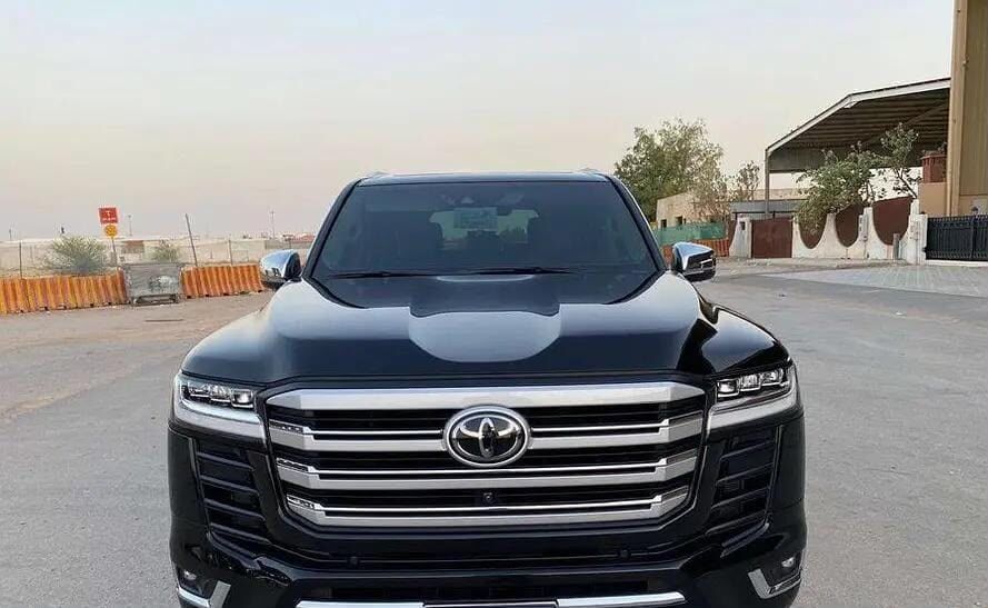 Sulaymania, Vehicles, Cars & Trucks , SAR 325000,  Toyota Land Cruiser 300,  2024,  Automatic,  45600 KM,  Toyota Land Cruiser VXR