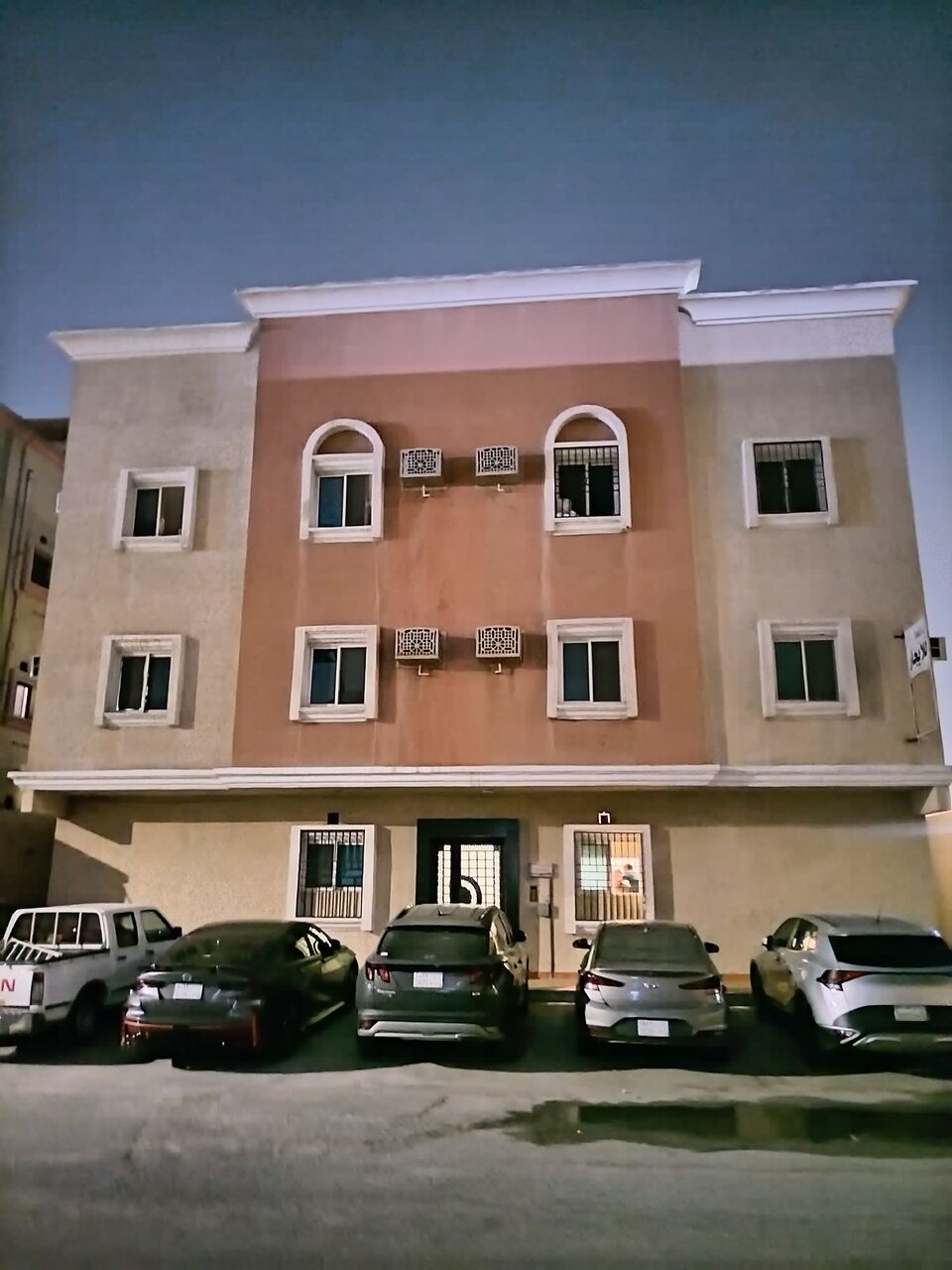 Khobar, Villas, SAR 16600,  Family Apartment For Rent (Two Rooms, Bathroom, Kitchen, Exterior)