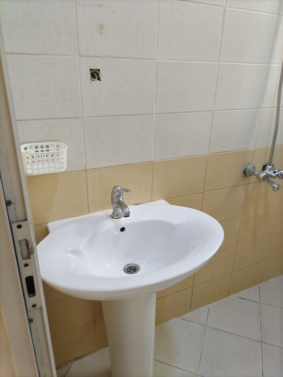 Khobar, Villas, SAR 16600,  Family Apartment For Rent (Two Rooms, Bathroom, Kitchen, Exterior)