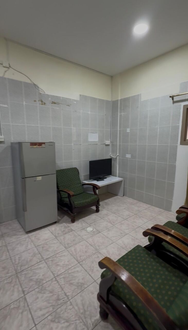 Hoora, Apartments, Flats, Houses & Villas, BHD 190/month,  1 BR,  1 Bedroom Fully Furnished Flat For Rent With Ewa Unlimited
