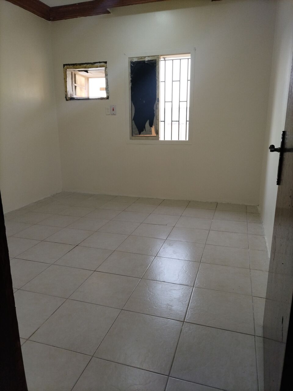 Khobar, Apartments, Flats, Houses & Villas, SAR 16600/year,  2 BR,  Family Apartment For Rent (Two Bedrooms, Bathroom, Kitchen, Second Floor, Exterior Of The