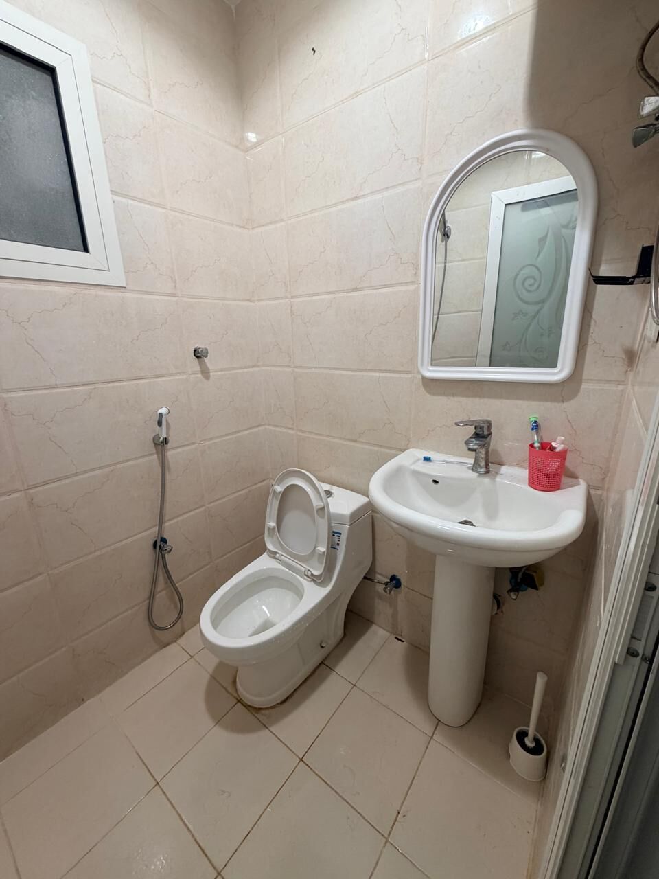 Khobar, Rooms for Rent, SAR 1000/month,  Semi-Furnished Room With Private Bathroom & AC For Rent Near Askan Park, Al Khobar