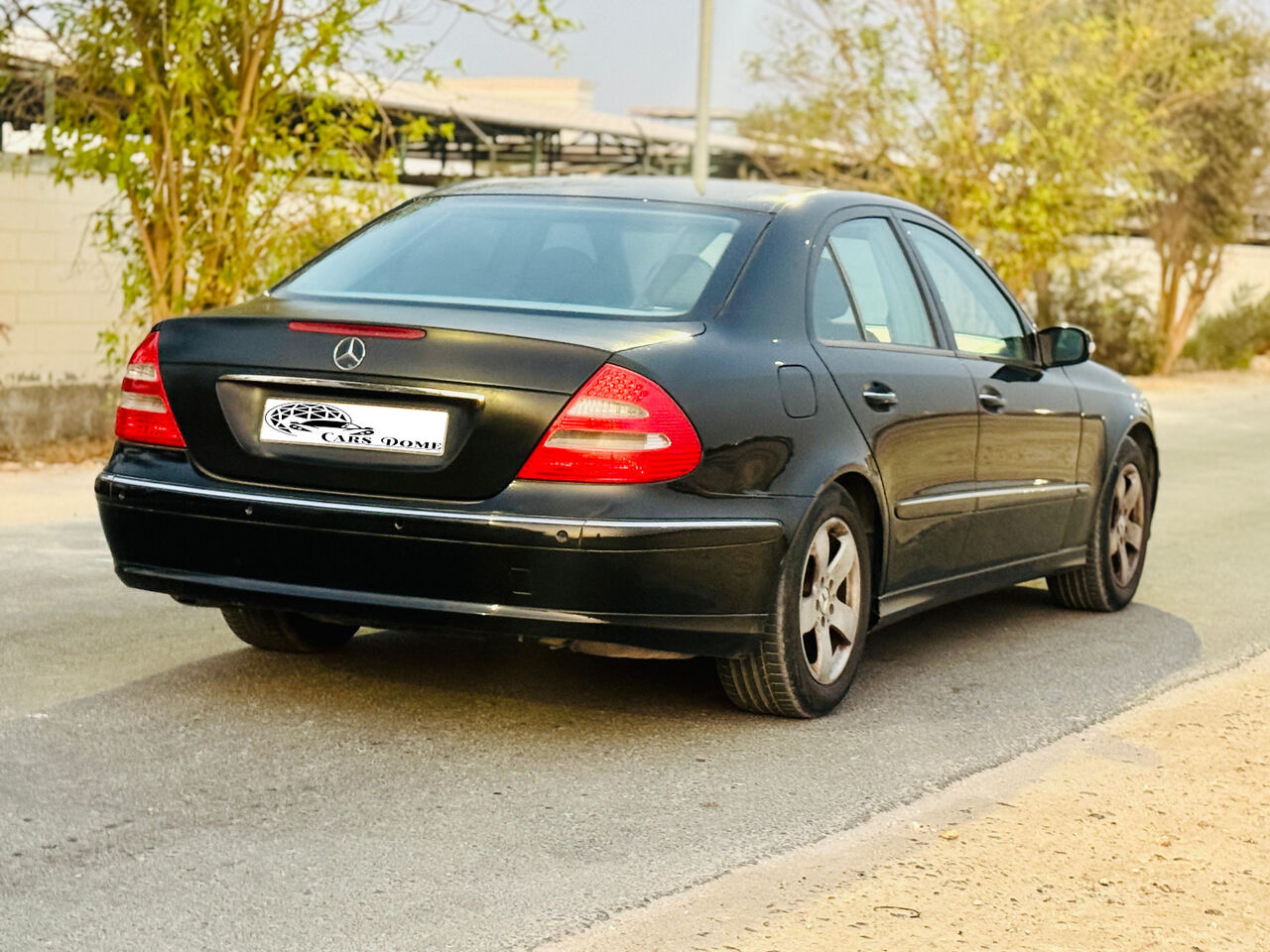 Manama, Vehicles, Cars & Trucks , BHD 1500,  Mercedes-Benz E-Class,  2003,  180000 KM,  Full Option - Sunroof