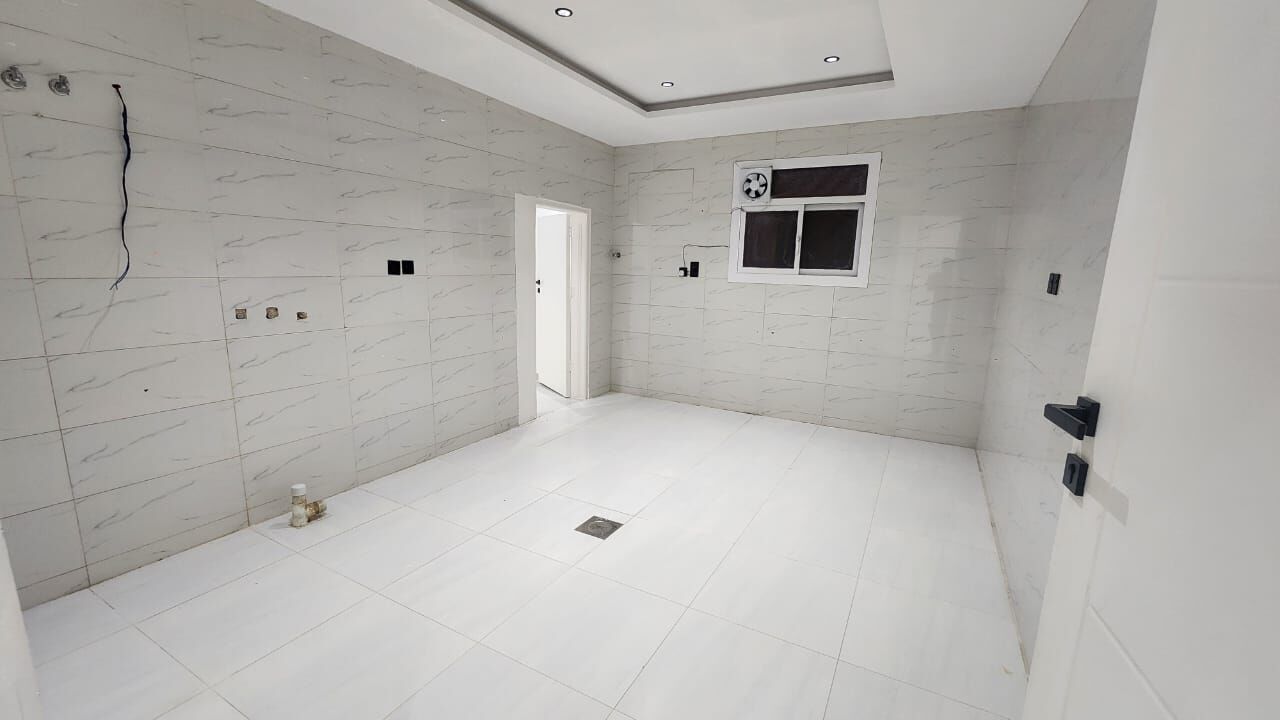 Riyadh, Housing Exchanges, SAR 53000/year,  6 BR,  400 Sq. Meter,  Villa Ground Floor Available For Rent
