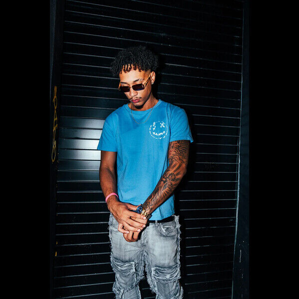 New York, Clothing & Accessories, USD 45,  Blue Heavy Cotton Shirt | Carolina Blue Graphic Tee