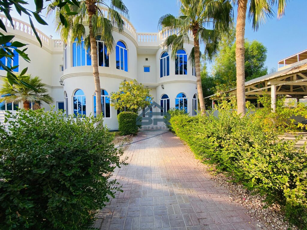 Hamala, Villas, BHD 1500,  Beachside Villa With Private Backyard
