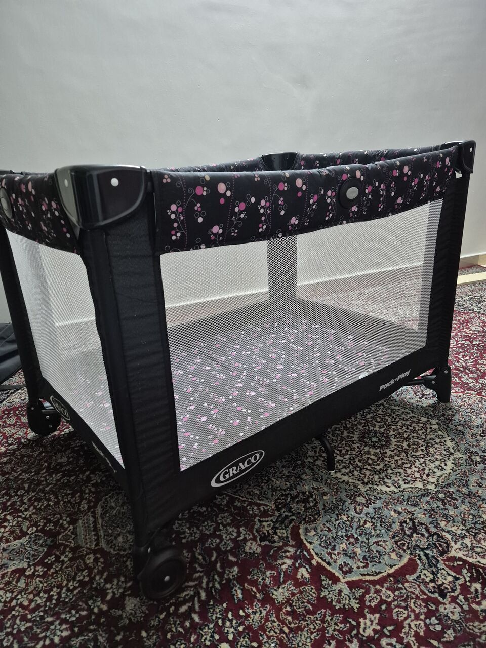 Riyadh, Baby & Kid Stuff, SAR 200,  Graco Portable Cot Foldable
