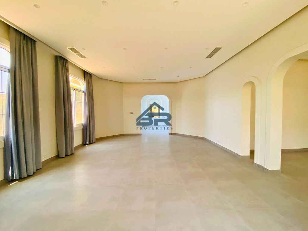 Saar, Villas, BHD 1200,  Spacious Renovated Villa In A Prime Compound