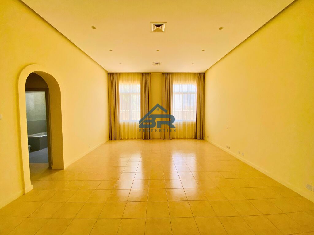Saar, Villas, BHD 1200,  Spacious Renovated Villa In A Prime Compound
