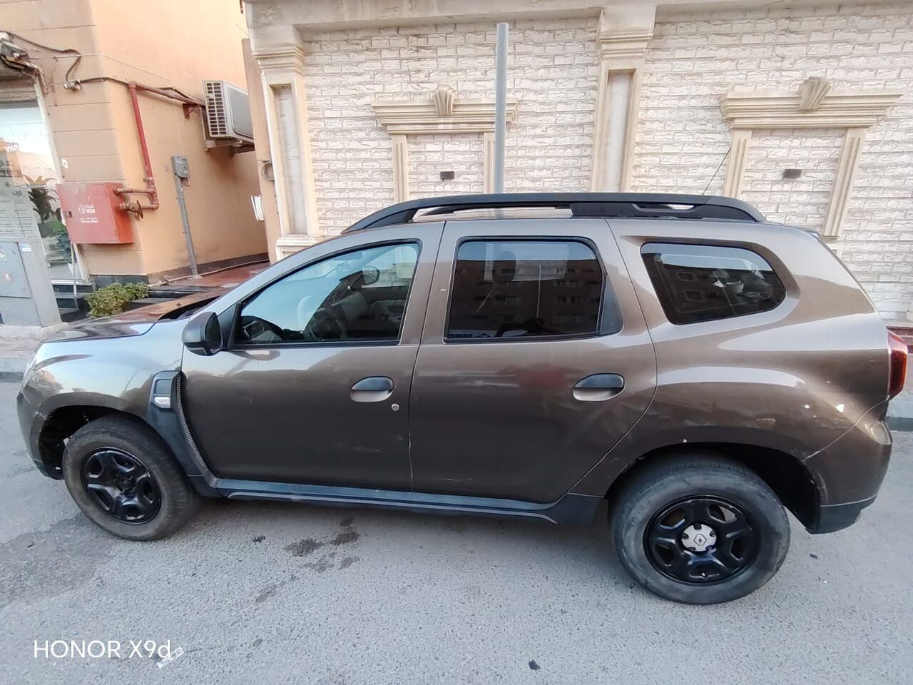 Jubail, Vehicles, Cars & Trucks , SAR 1900,  Renault Duster,  2020,  Automatic,  295000 KM,   - - SAR 19000