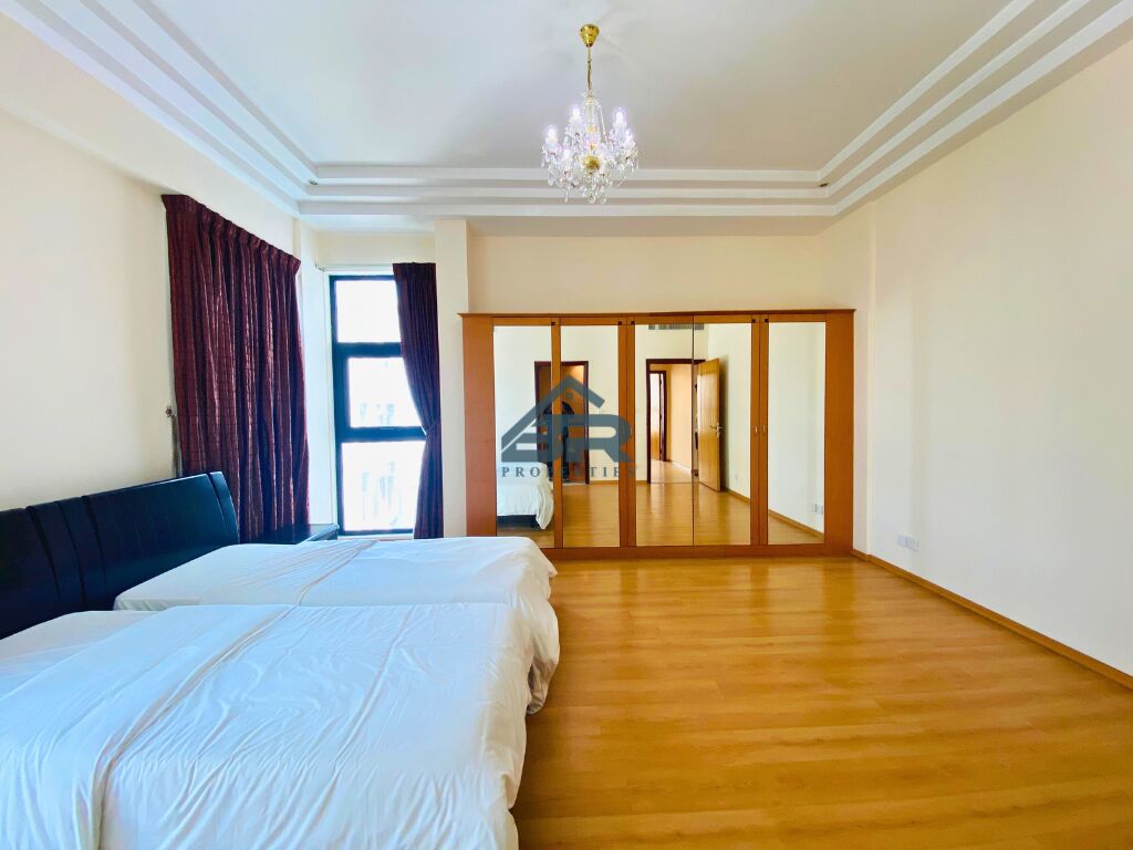 Mahooz, Apartments, Flats, Houses & Villas, BHD 650/month,  Furnished,  3 BR,  Sea View Living In A Spacious Apartment