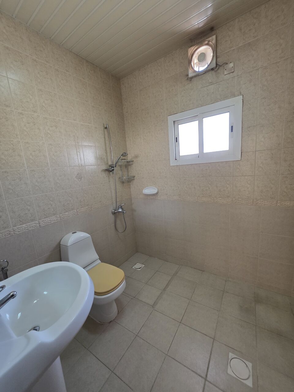Arad, Apartments, Flats, Houses & Villas, BHD 270,  3 BR,  Flat With Ewa For Rent In Arad