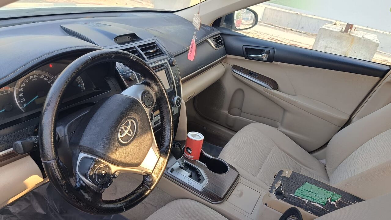 Khobar, Vehicles, Cars & Trucks , SAR 25000,  Toyota Camry,  2015,  Automatic,  384000 KM,  Full Option GLX With Sunroof.