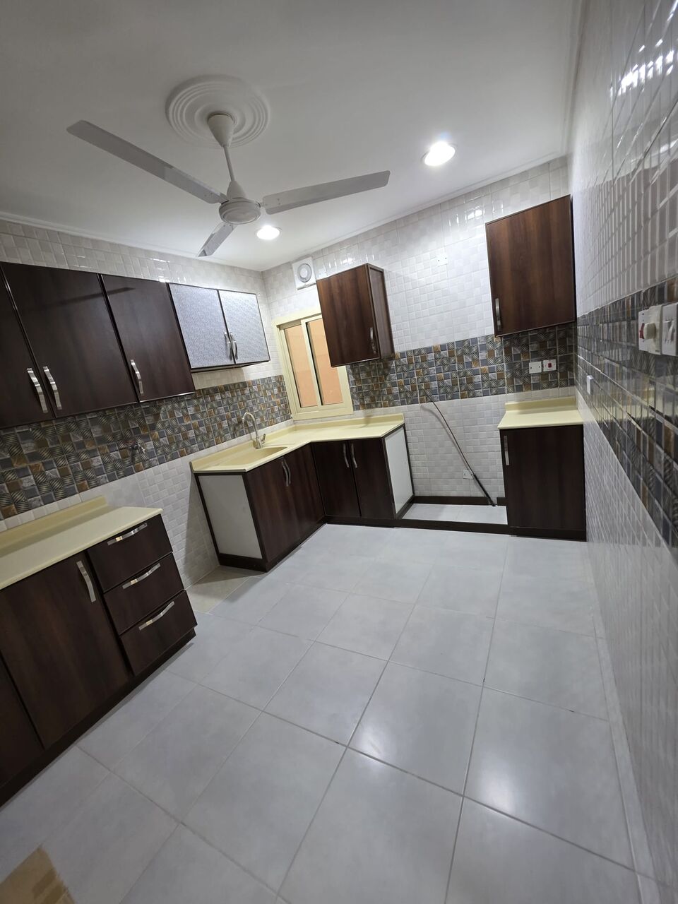 Galali, Apartments, Flats, Houses & Villas, BHD 280,  3 BR,  Flat With Ewa For Rent In Galali