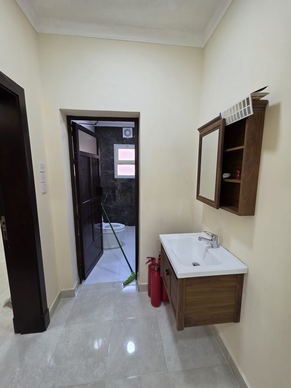 Galali, Apartments, Flats, Houses & Villas, BHD 280,  3 BR,  Flat With Ewa For Rent In Galali