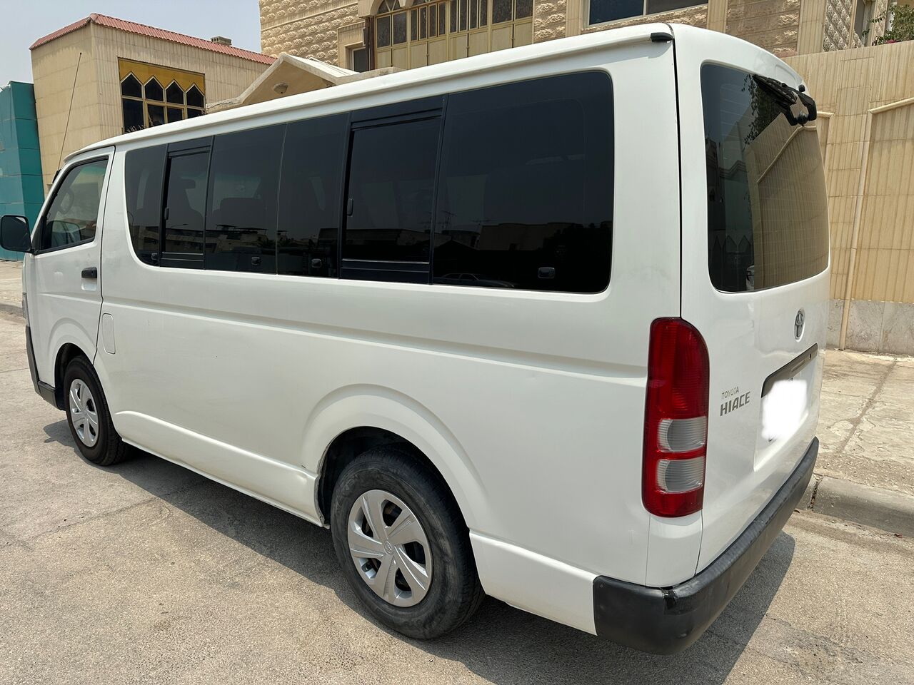 Khobar, Vehicles, Cars & Trucks , Toyota Hi-Ace,  2013,  Manual,  200000 KM,  On Rent With Driver
