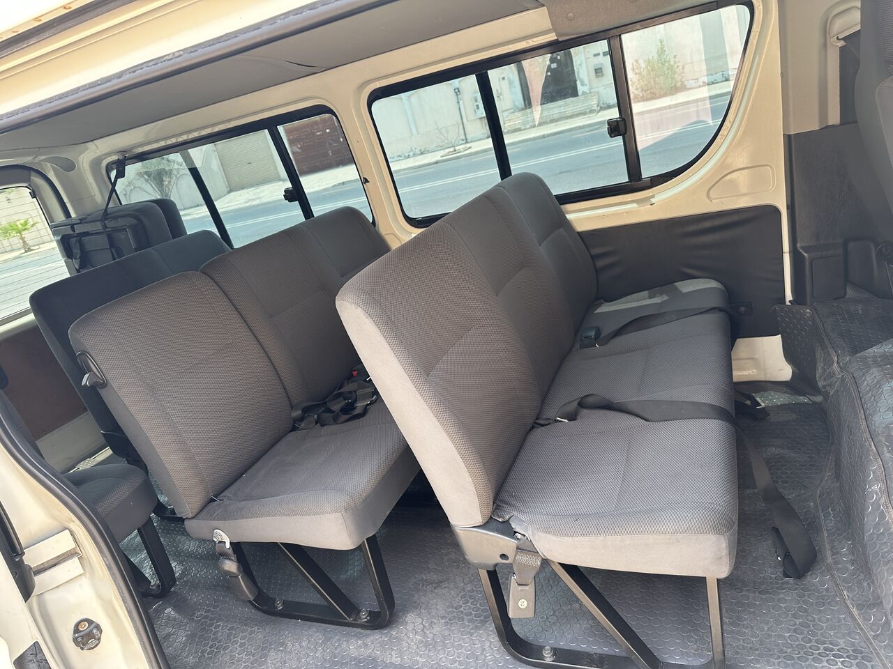 Khobar, Vehicles, Cars & Trucks , Toyota Hi-Ace,  2013,  Manual,  200000 KM,  On Rent With Driver