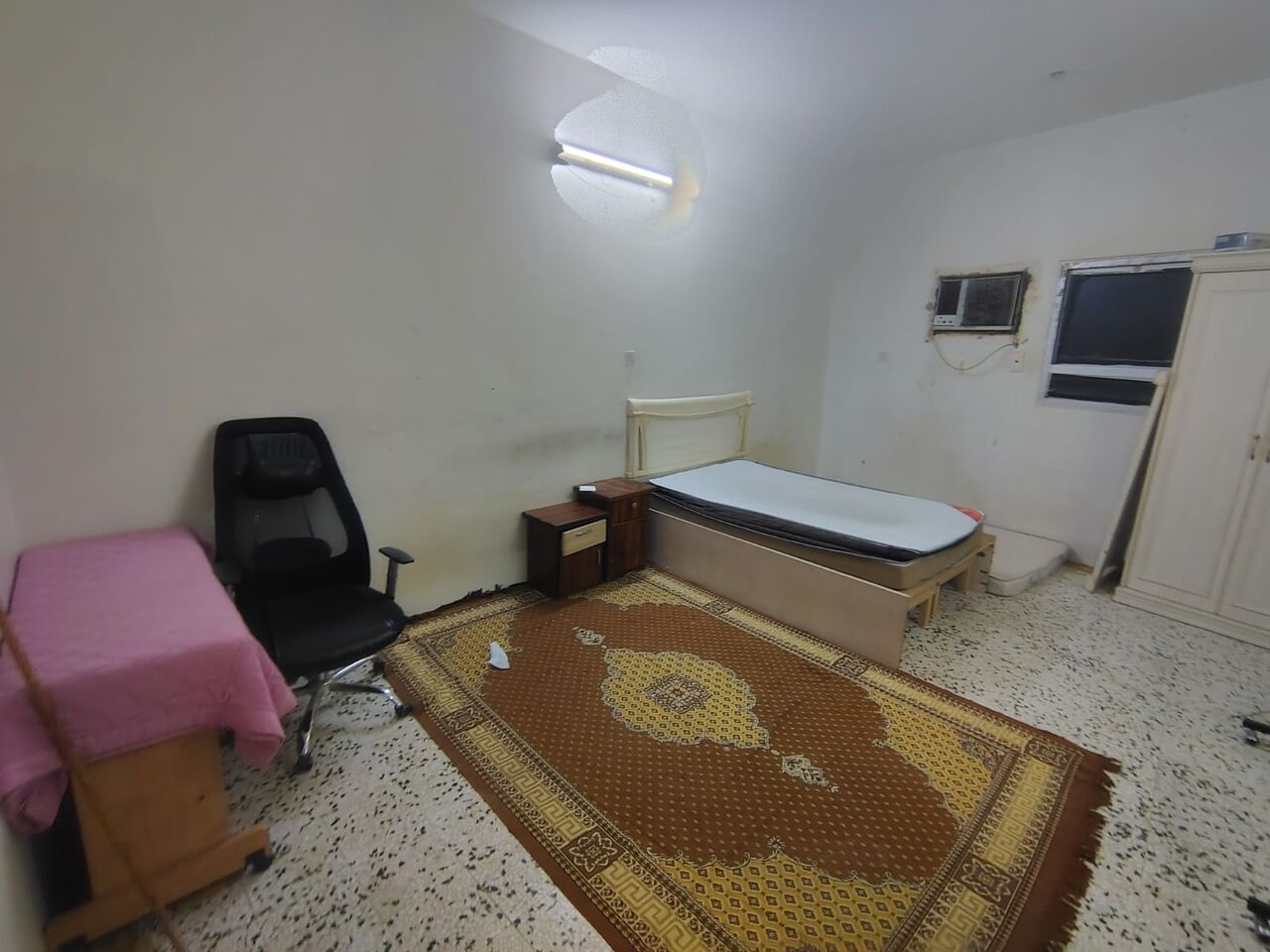 Riyadh, Rooms for Rent, SAR 900/month,  Furnished,  Furnished Room Available For Single Executive Bachelor