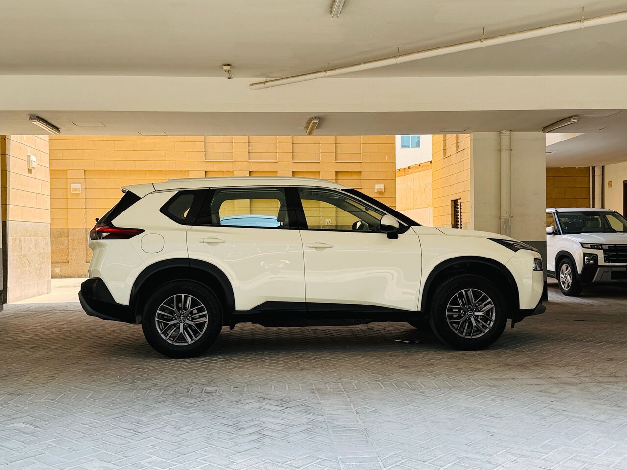 Manama, Vehicles, Cars & Trucks , BHD 8000,  Nissan X-Trail,  2023,  Automatic,  37000 KM,  NISSAN XTRAIL 4X4 MIDDLE OPTION , NON ACCIDENT, SINGLE OWNERSHIP CAR