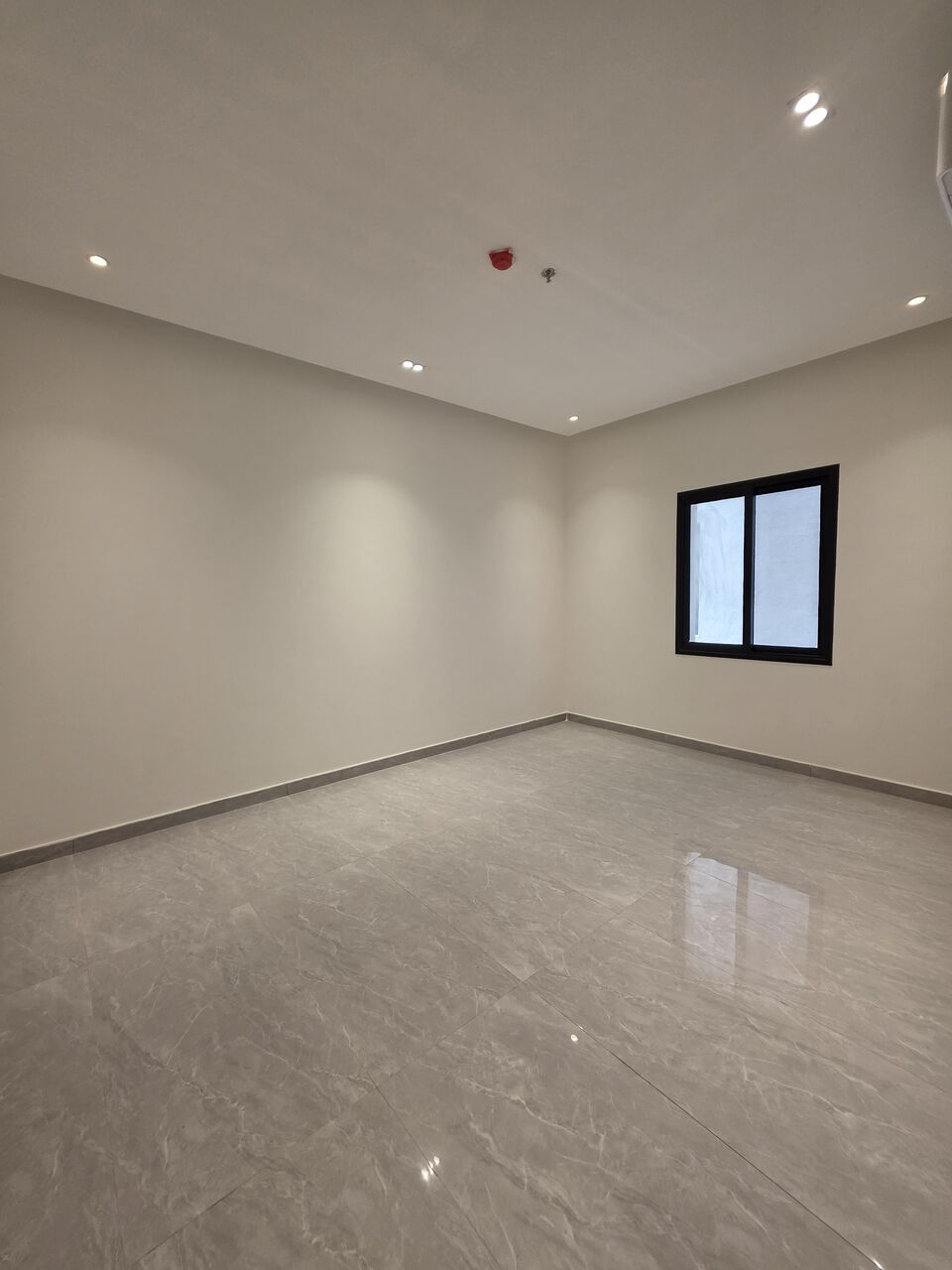 Khobar, Apartments, Flats, Houses & Villas, SAR 65000/year,  3 BR,  3 Bedrooms | 4 Bathrooms Drawing Room | Living Room | Balcony