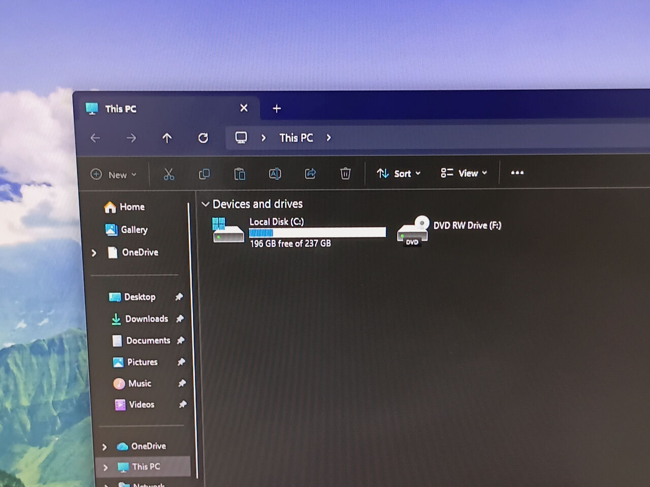 Riffa, Computers, BHD 98,  Lenovo Computer I7-8th Gen 8GB/256GB SSD 22&rsquo;&rsquo; FHD With Wi-Fi 98BD