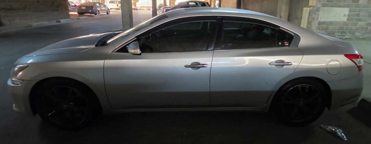 Dammam, Vehicles, Cars & Trucks , SAR 20000,  Nissan Maxima,  2010,  Automatic,  311000 KM,