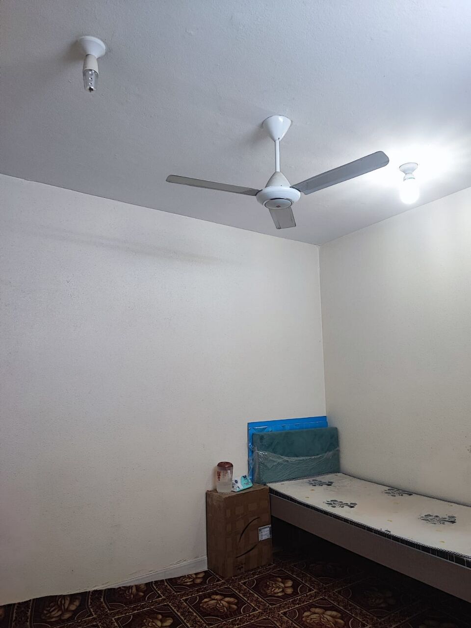 Abha, Rooms for Rent, SAR 530/month,  Furnished,  1 Seperate Room Sr 530 For Executive Bachelor In Khamis Mushayth